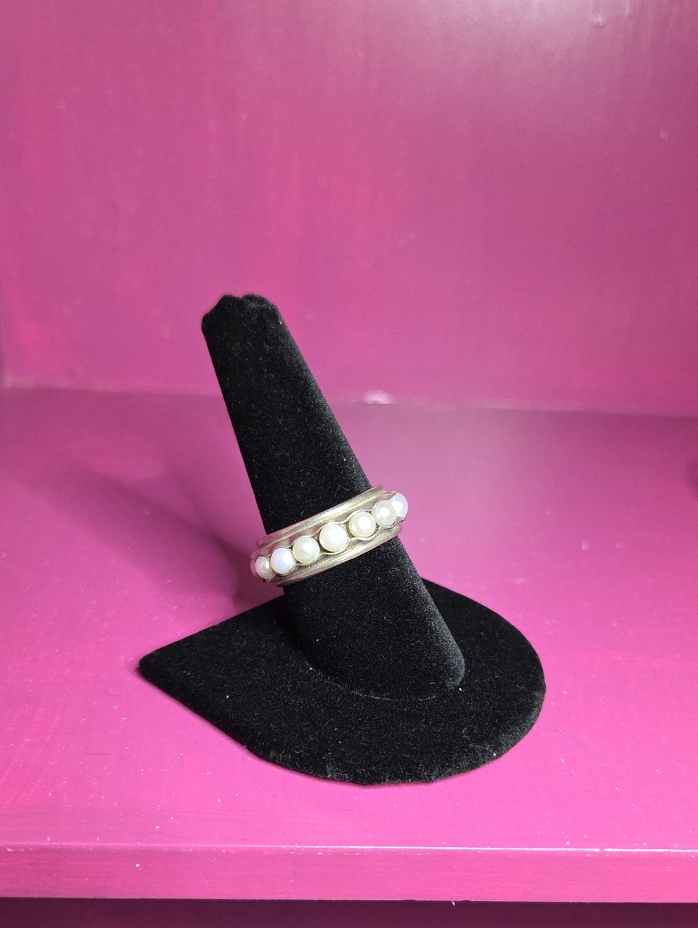 Retired Silpada "Nested Pearls" Hammered Sterling Silver & Pearl Ring R2209
